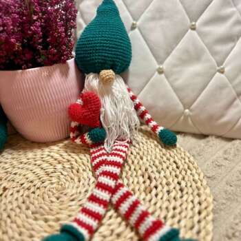 Pajacyk Facet – ręcznie robiony na szydełku