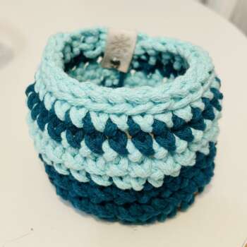 Pojemnik na kosmetyki , pędzle nr.63